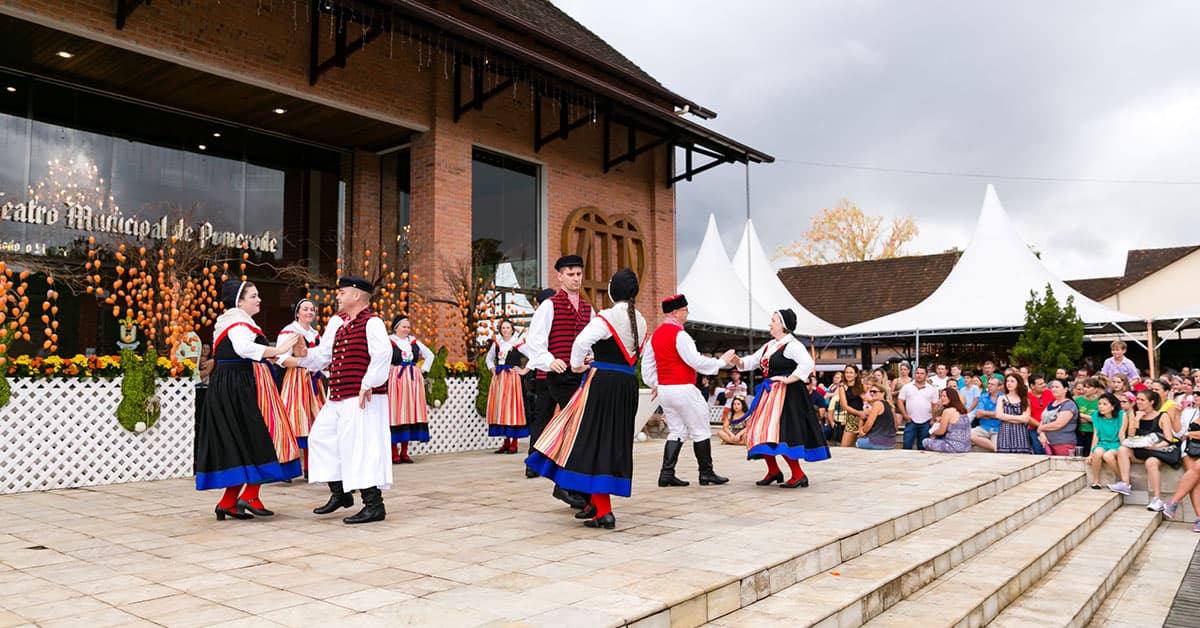 German folk dance in Pomerode